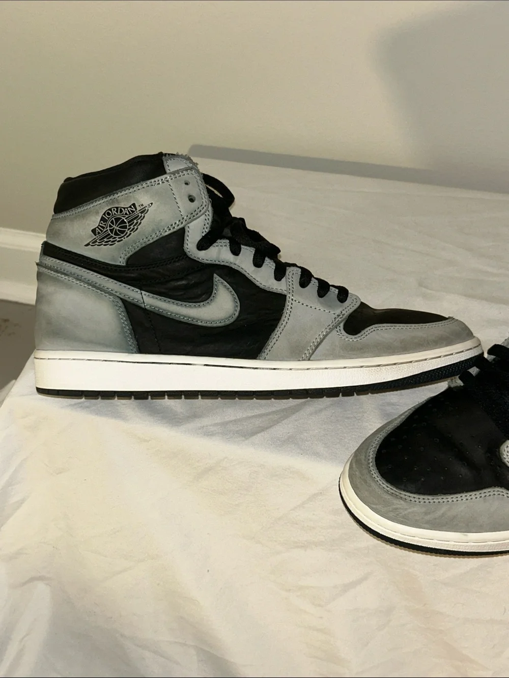 Air Jordan 1 Retro High OG 'Shadow 2.0'